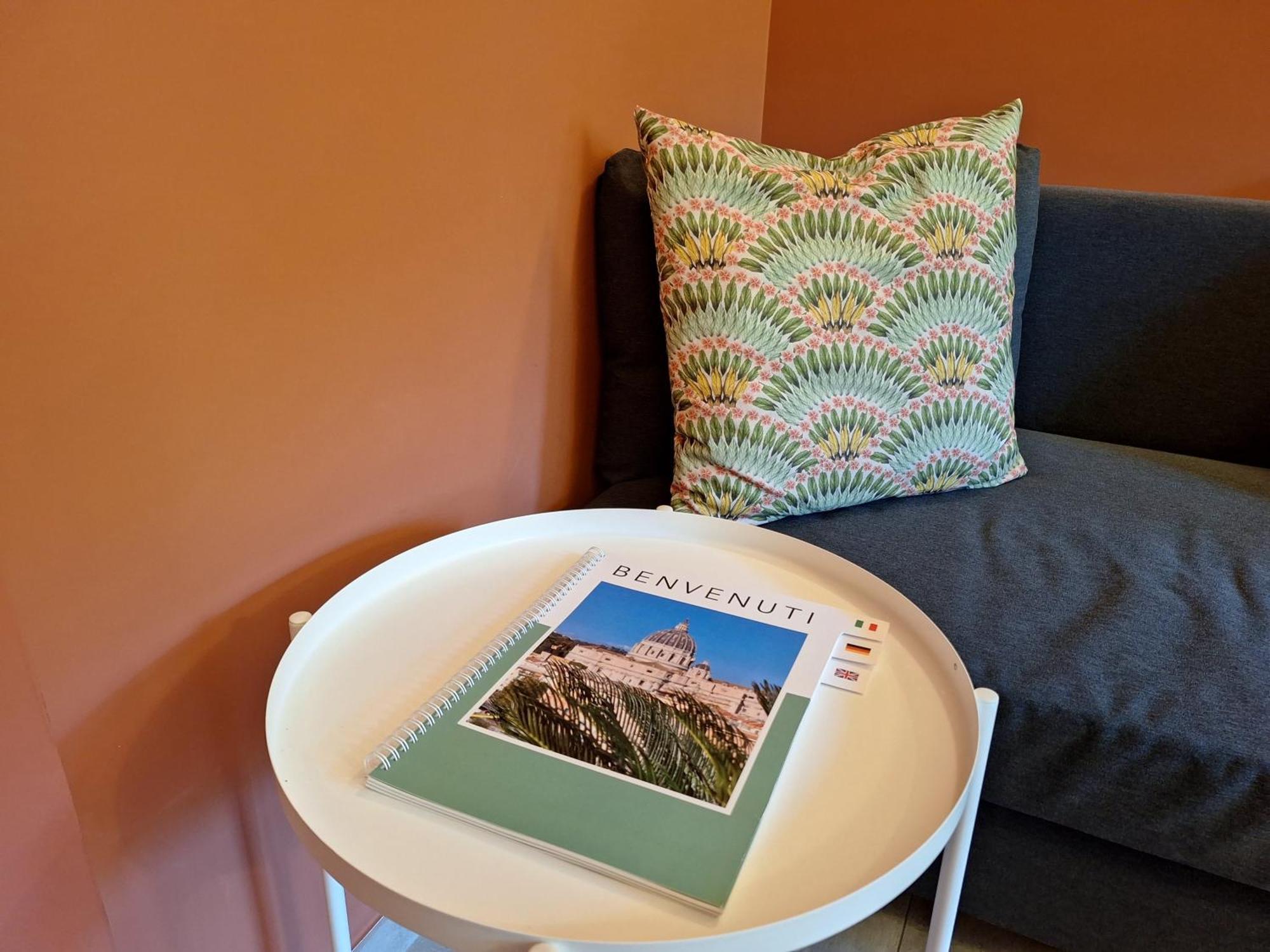 Delmirani'S Book Apartments - Vatican View Roma Dış mekan fotoğraf
